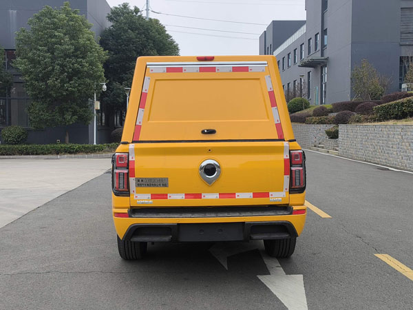 楚勝牌CSC5030XXHCC6救險車公告圖片