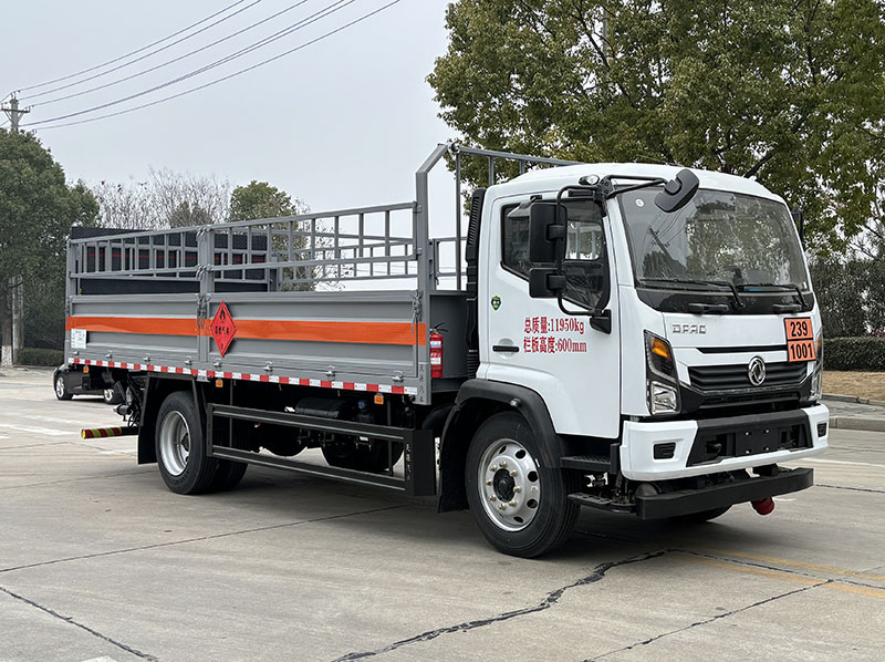 日途牌HTY5126TQPEQ6氣瓶運(yùn)輸車公告圖片