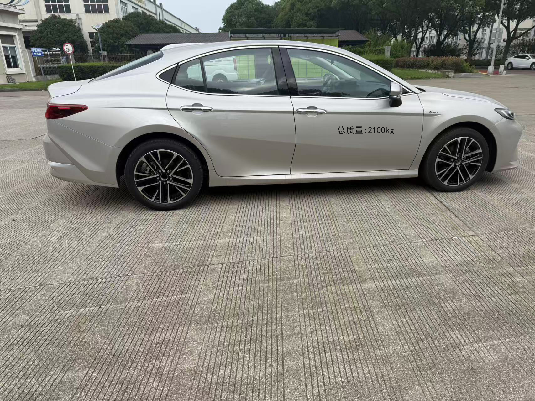 耐克薩斯牌NBK5026TXUHEV混合動(dòng)力巡邏車公告圖片