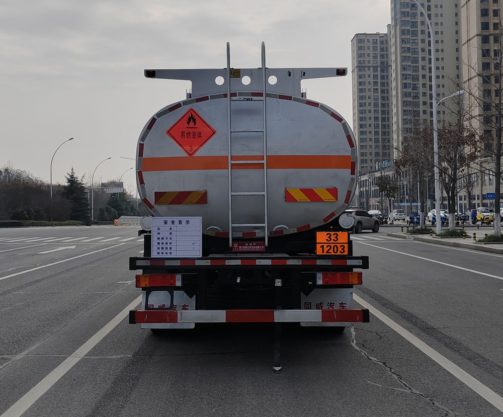 專威牌HTW5327GYYESQ6運油車公告圖片