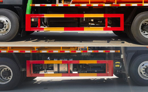 布隆牌LLL5182GQWBJ6清洗吸污車(chē)公告圖片