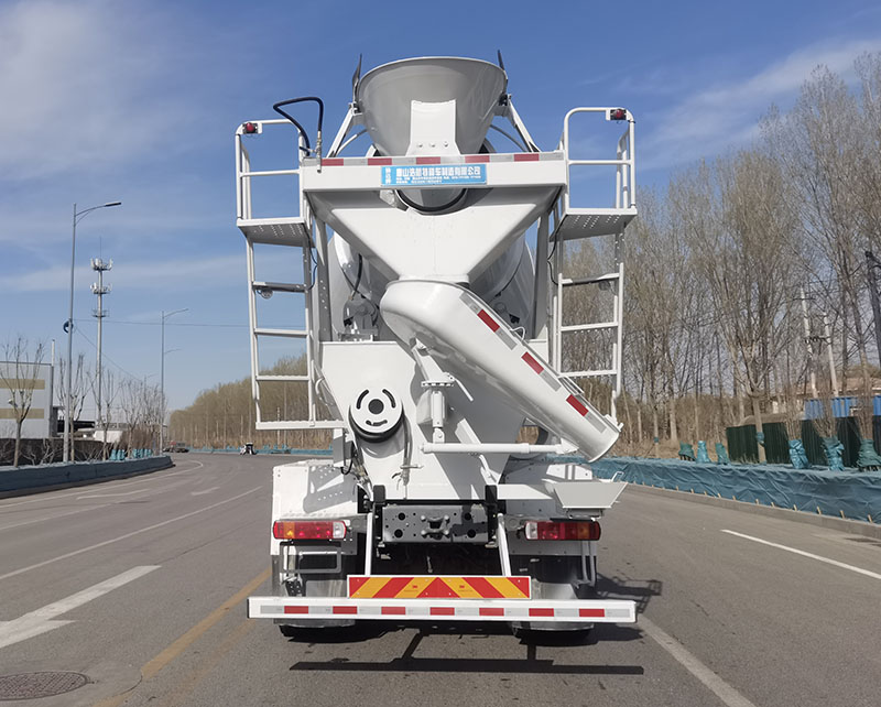 仙達(dá)牌TYH5311GJBTXBEV純電動(dòng)混凝土攪拌運(yùn)輸車(chē)公告圖片