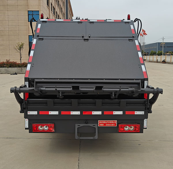 布隆牌LLL5098ZYSB6壓縮式垃圾車公告圖片