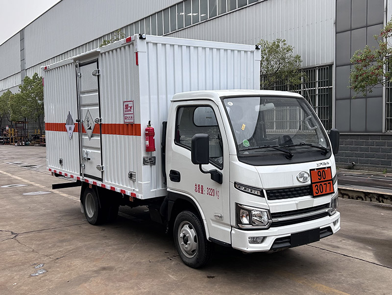 楚飛牌CLQ5031XZW6S雜項(xiàng)危險(xiǎn)物品廂式運(yùn)輸車(chē)