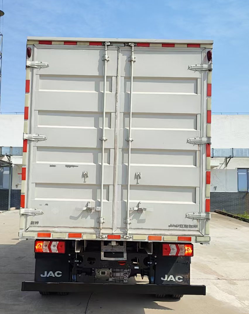 江淮牌HFC5043XXYP5EV1N純電動廂式貨車公告圖片