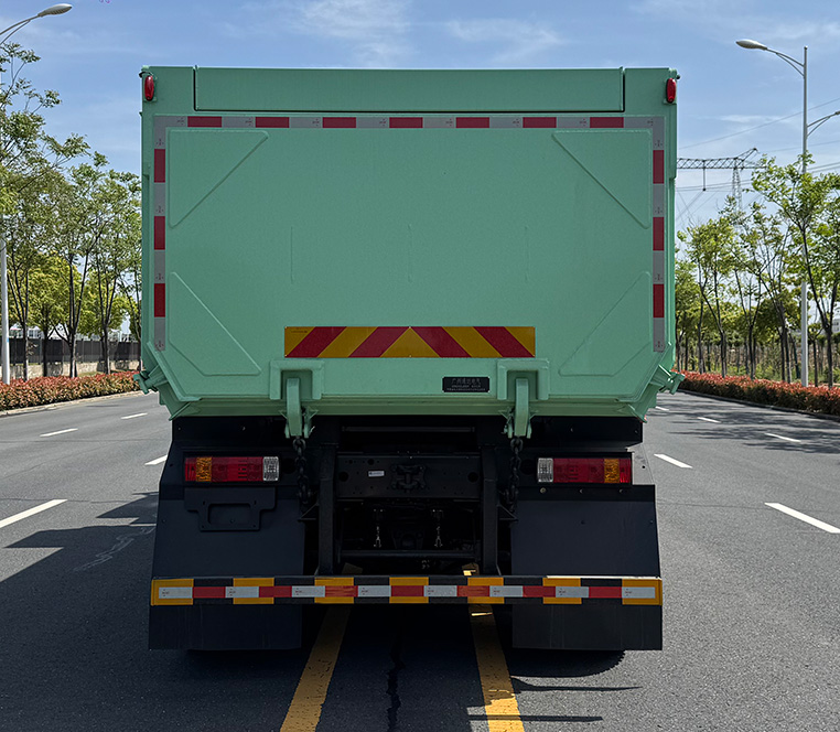 通粵達(dá)牌GTD5310ZLJSHEVY甲醇插電式增程混合動力自卸式垃圾車公告圖片