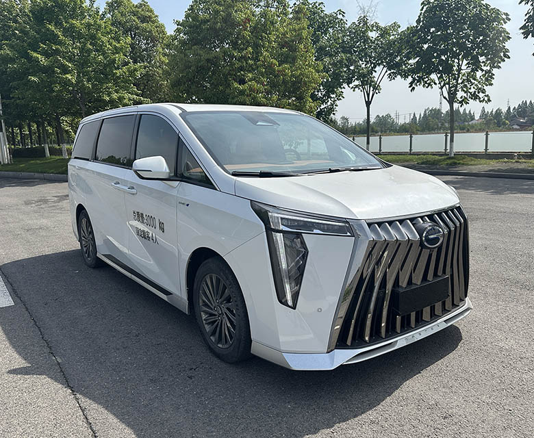 凌揚牌LYP5030XSWCHEV插電式混合動力商務(wù)車