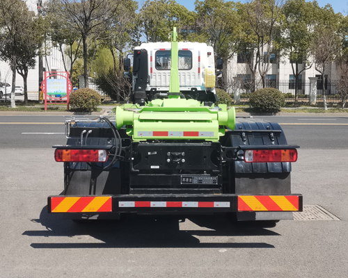 耶律潔牌SWT5310ZXXBJ6車廂可卸式垃圾車公告圖片