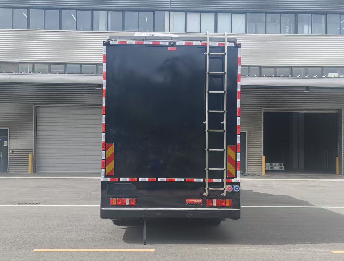 海威英達(dá)牌HWA5140TSYS6宿營車公告圖片