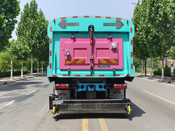 中運(yùn)威牌ZYW5180TXCBEV純電動(dòng)吸塵車(chē)公告圖片