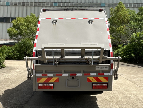 乘威牌LRT5140ZYSE6壓縮式垃圾車公告圖片