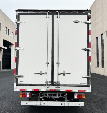 慶鈴牌(繁體)牌QL5040XLCBEVBNHA3純電動冷藏車公告圖片