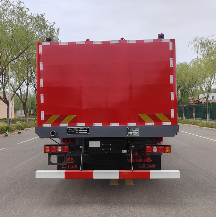 高漠牌GSK5240TYL壓裂車公告圖片