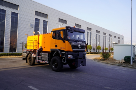 天嘉致能牌JTJ5140TCXS6除雪車