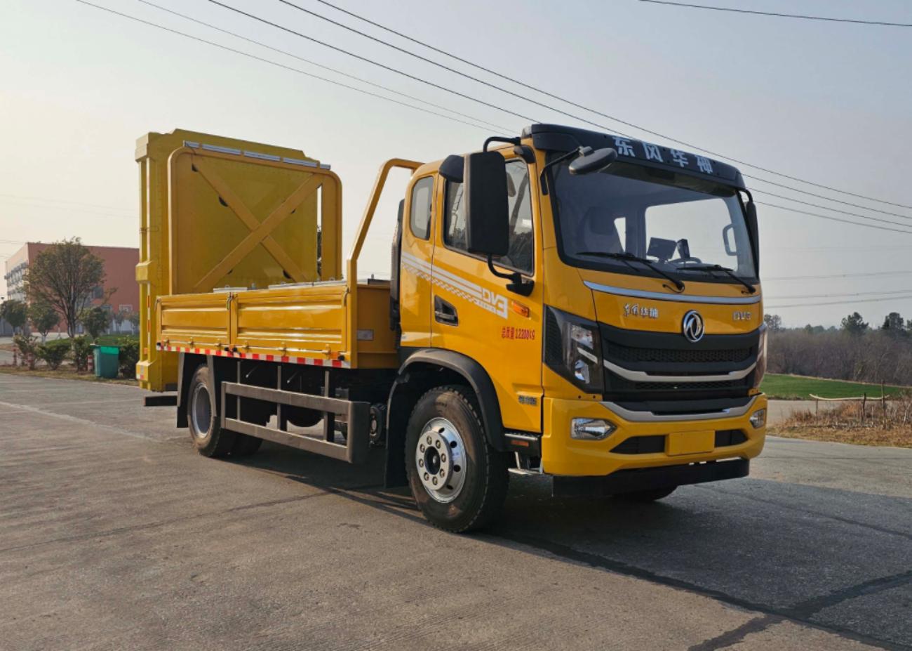 猛卡士特牌XCL5120TFZSJ防撞緩沖車公告圖片