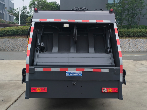 程力威牌CLW5040ZYSBEVAHE純電動壓縮式垃圾車公告圖片