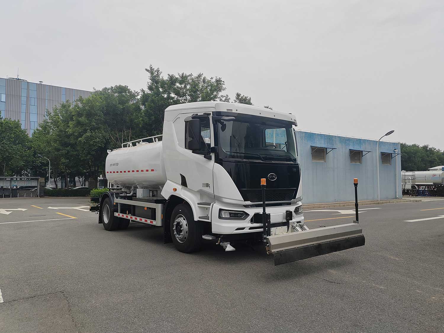 亞潔牌BQJ5180GQXBYDBEV純電動(dòng)清洗車公告圖片