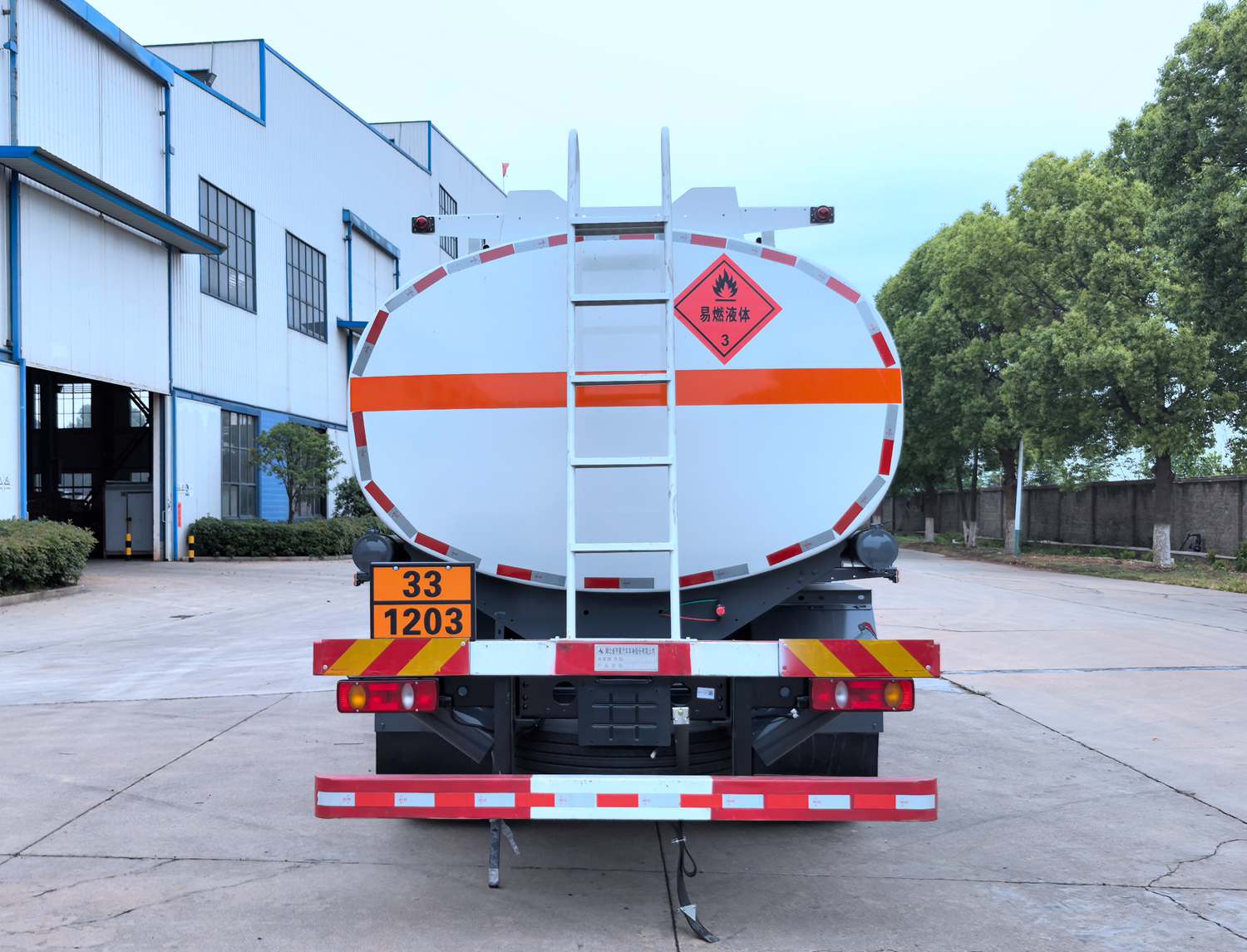 齊星牌QXC5180GJYX6加油車公告圖片