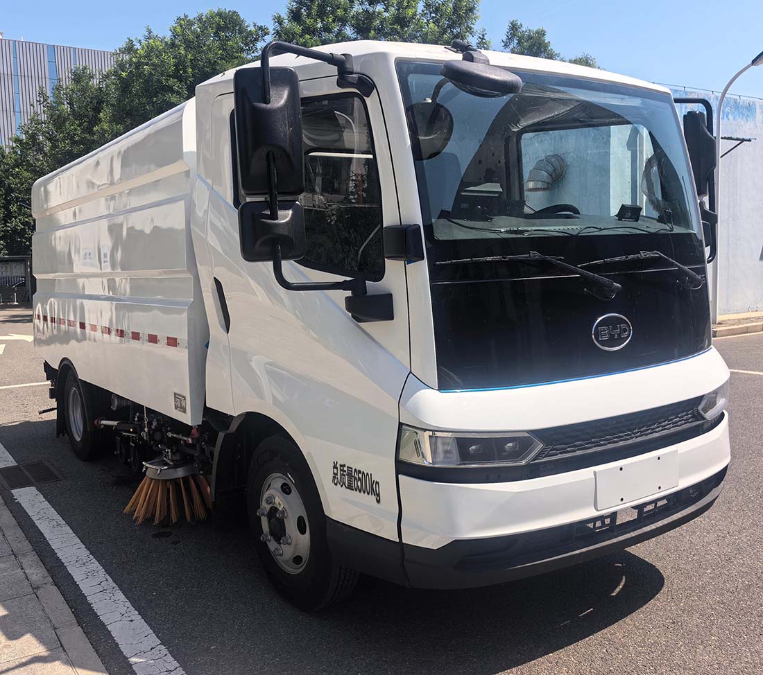 亞潔牌BQJ5060TXSBYDBEV純電動(dòng)洗掃車公告圖片