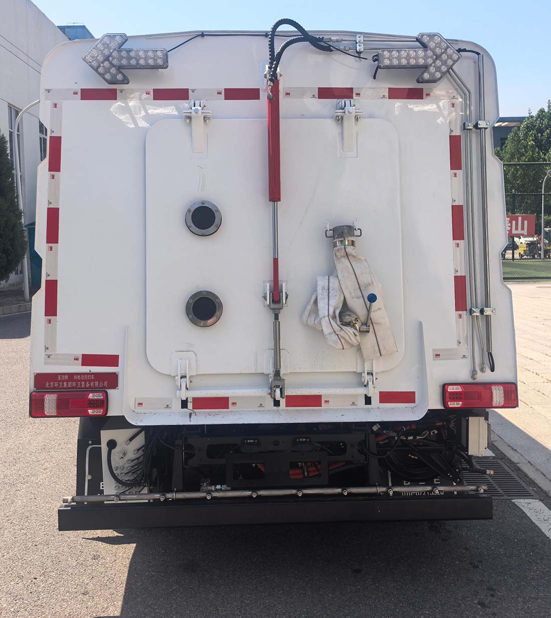 亞潔牌BQJ5060TXSBYDBEV純電動(dòng)洗掃車公告圖片