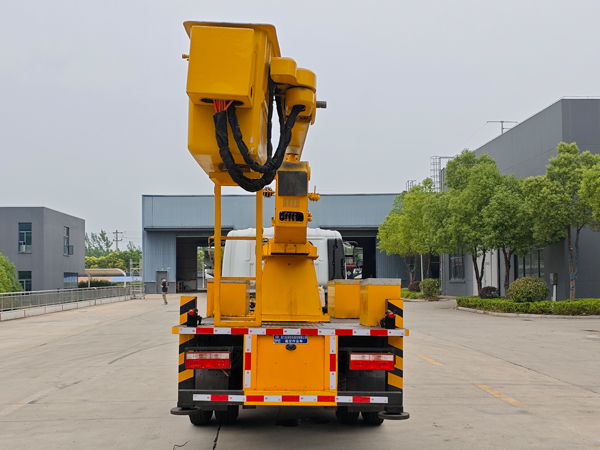 程力威牌CLW5080JGKCDP高空作業(yè)車公告圖片