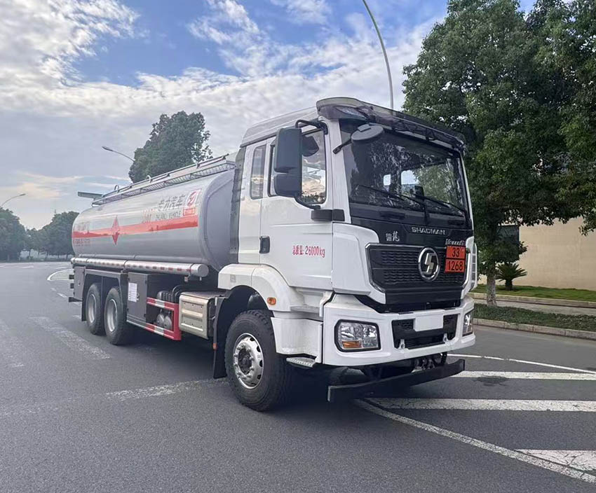 專力牌ZLC5269GRYSY6易燃液體罐式運(yùn)輸車