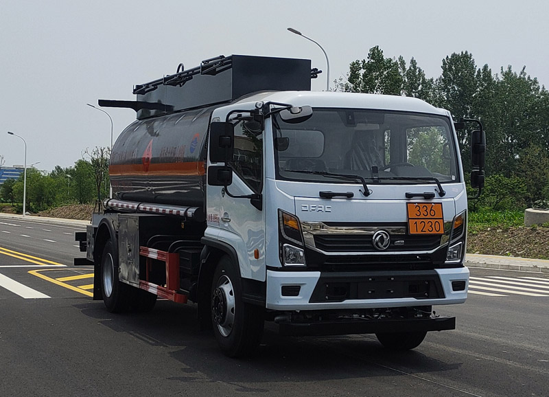 潤(rùn)知星牌SCS5151GRYEQ6易燃液體罐式運(yùn)輸車公告圖片