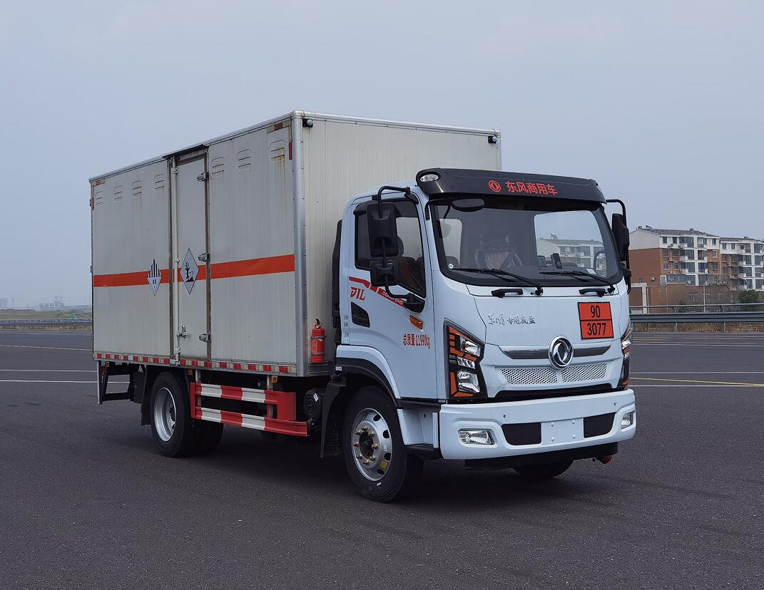 DFV5121XZW6D型雜項(xiàng)危險(xiǎn)物品廂式運(yùn)輸車圖片