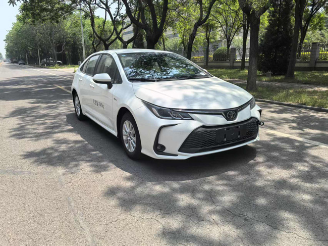 SJQ5025XGJTVHEV型混合動(dòng)力工具車圖片