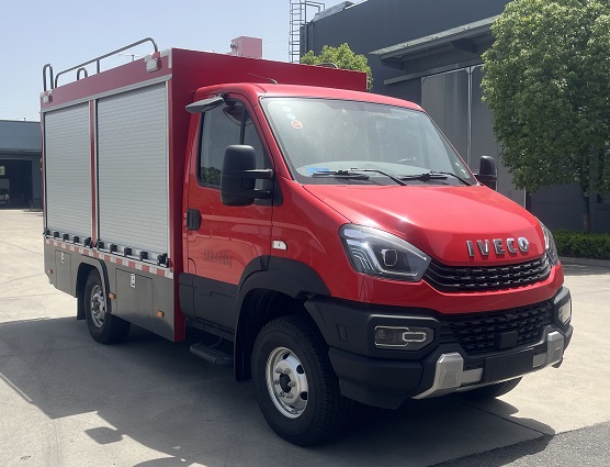 程力威牌CLW5040XZMAYF搶險救援照明車