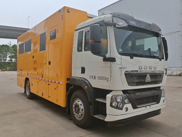 大流量排水抢险车