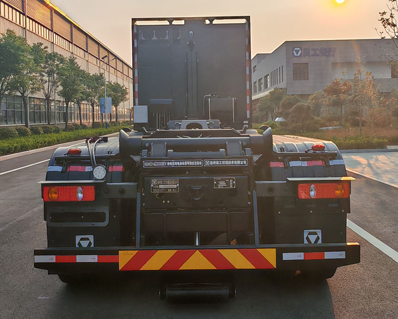 徐工牌XGH5314ZXXXBEV換電式純電動車廂可卸式垃圾車公告圖片