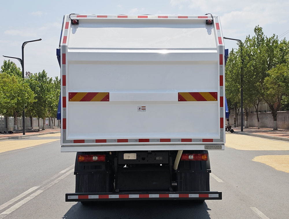 特爾佳牌DWT5180ZXL4HSXBEV純電動廂式垃圾車公告圖片