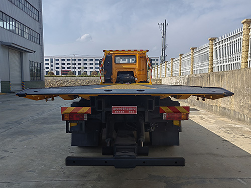 龍牧雙星牌LMX5330TQZSX6清障車(chē)公告圖片