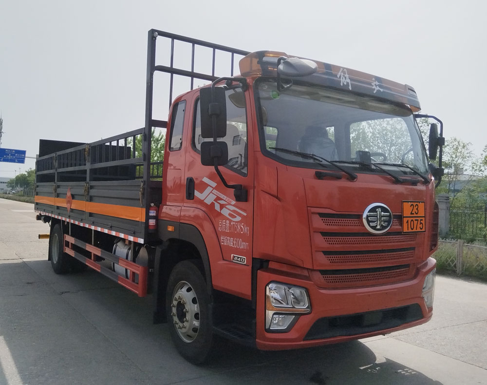 大力牌DLQ5187TQPCA6氣瓶運(yùn)輸車公告圖片