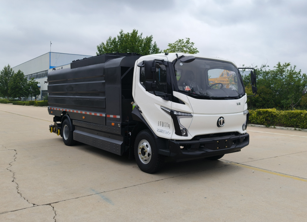 五征牌WZK5110TXCW68BEV純電動吸塵車