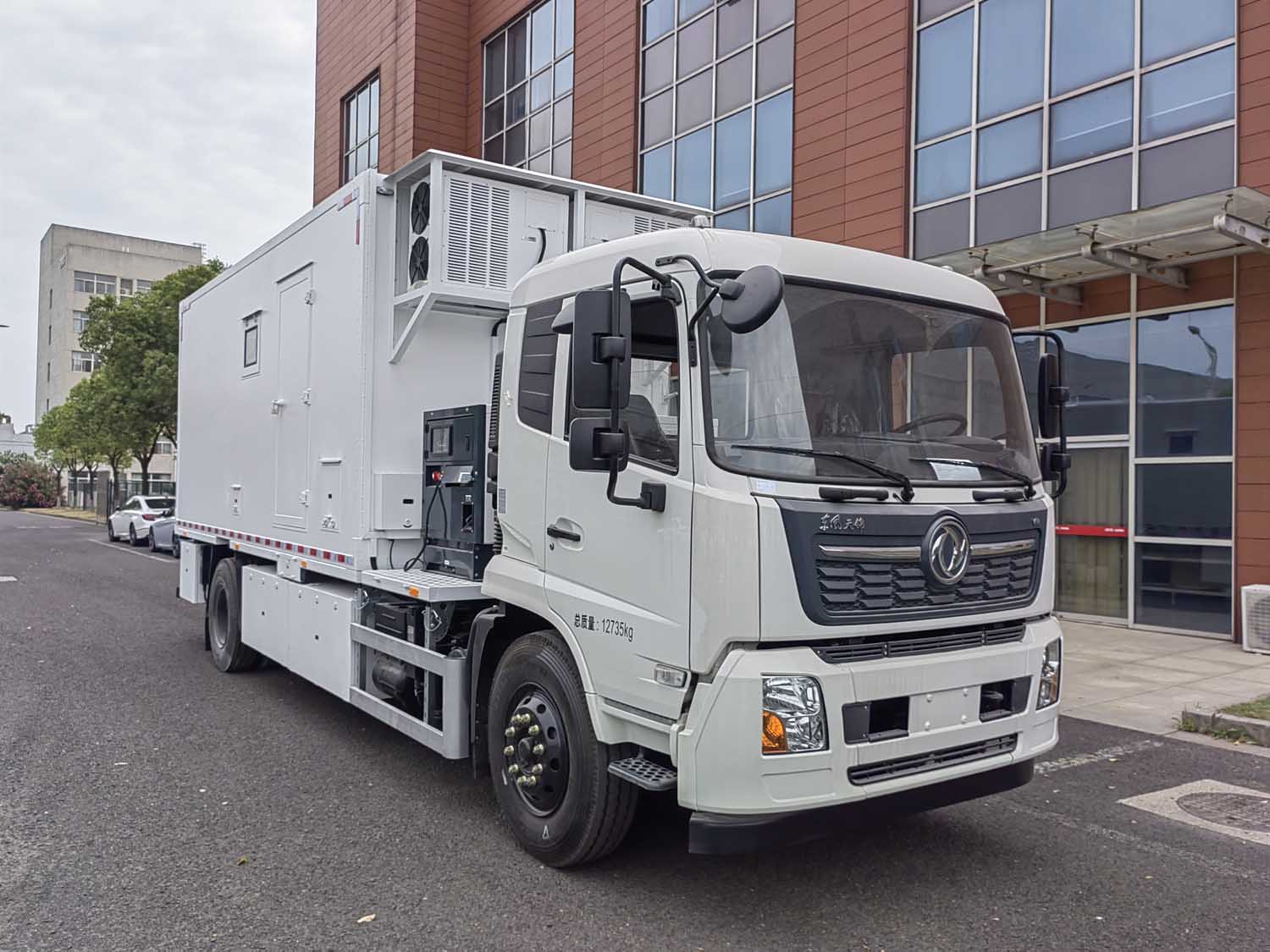 中馳威牌CEV5131XTX通信車