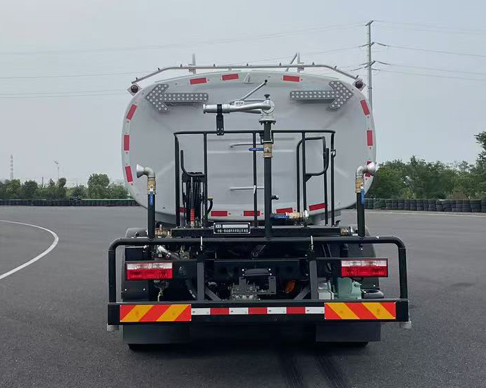 中植汽車牌CDL5183GQXDFBEV純電動(dòng)清洗車公告圖片