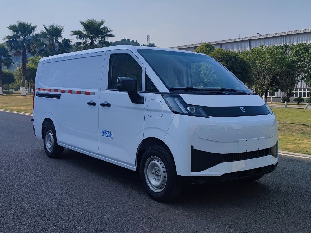 遠(yuǎn)程牌DNC5031XXYBEVGR7純電動(dòng)廂式貨車公告圖片