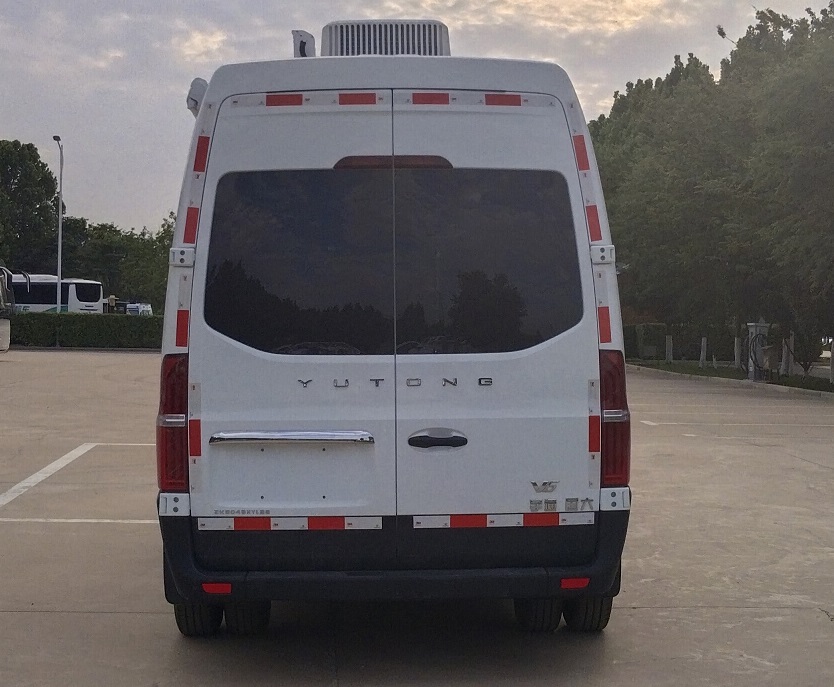 宇通牌ZK5048XYL26醫(yī)療車公告圖片