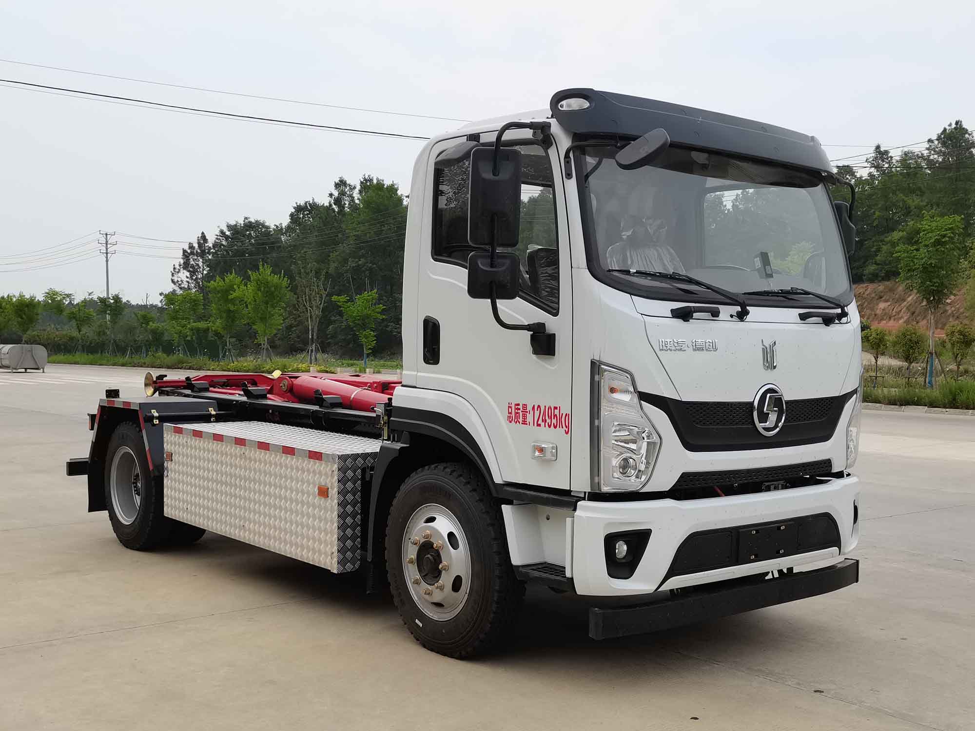 斯太隆牌HZH5120ZXXSXBEVLH純電動車廂可卸式垃圾車公告圖片