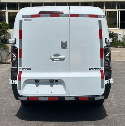 慶鈴牌QL5030XLCBEVHWGAJ純電動(dòng)冷藏車公告圖片