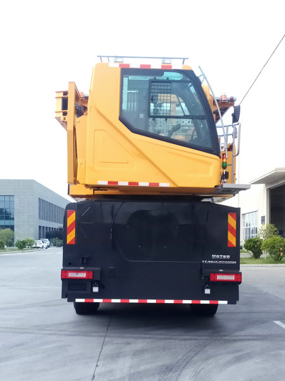 徐工牌XZJ5840JQZ1000G9全地面起重機(jī)公告圖片