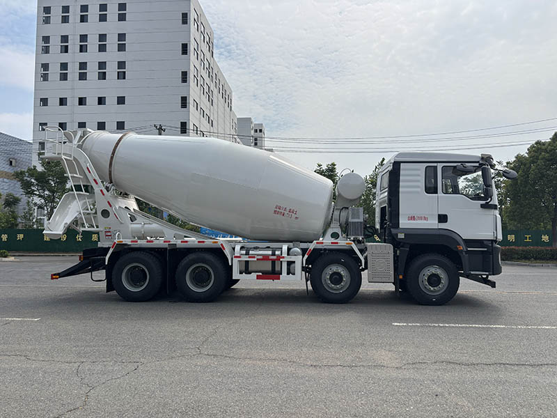 豐霸牌STD5311GJBSX6混凝土攪拌運輸車公告圖片