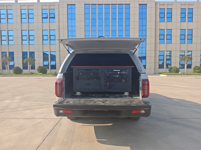 潤泰牌RT5030XZHHEV/HT插電式混合動力指揮車公告圖片