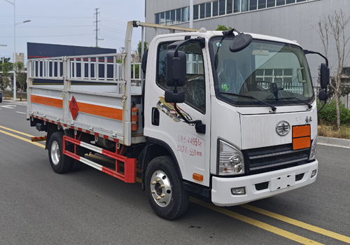 匯力威牌VVV5041TQPCA6氣瓶運(yùn)輸車公告圖片