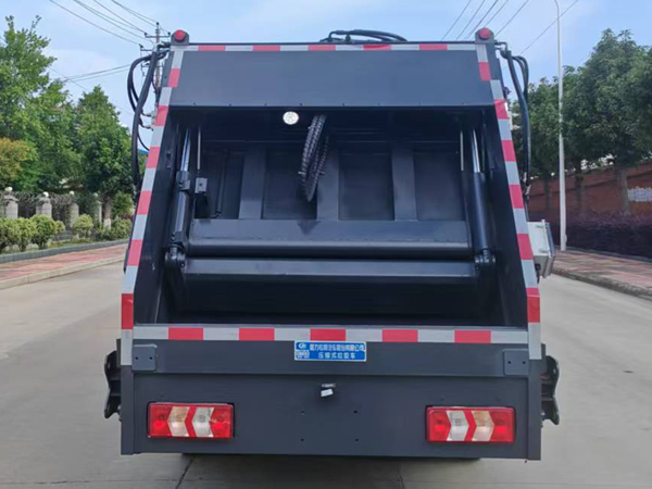 程力威牌CLW5041ZYSAHE壓縮式垃圾車公告圖片