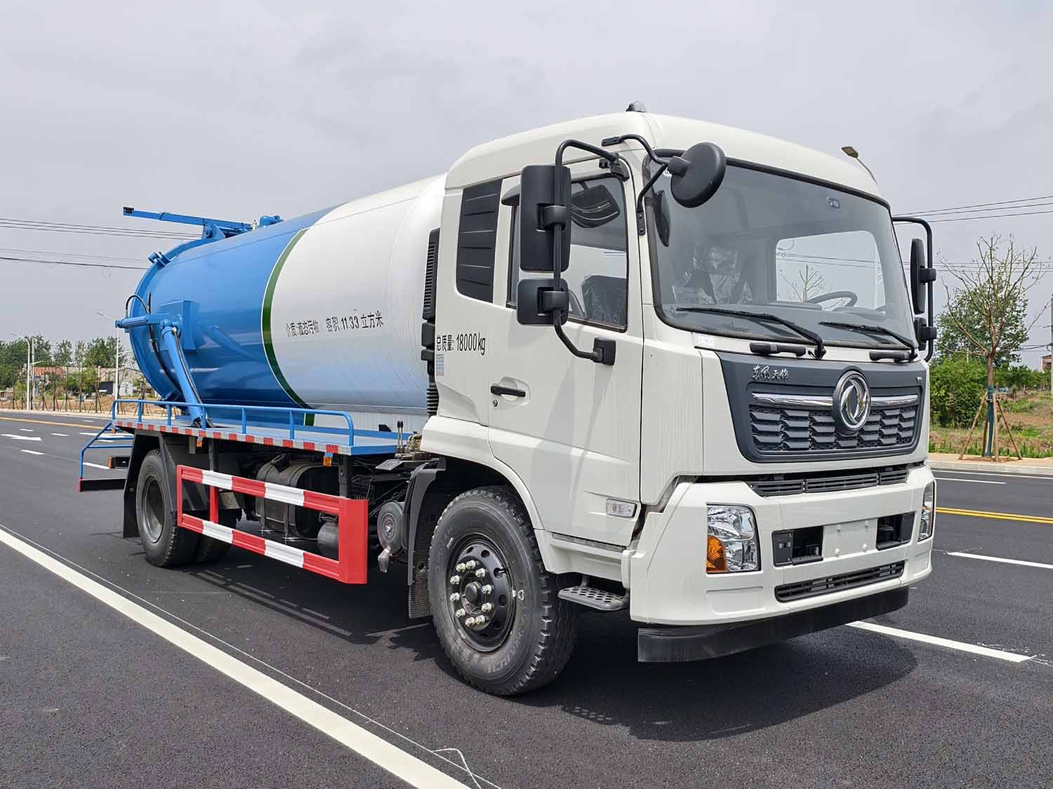 CQH5180GXW6DF型吸污車圖片