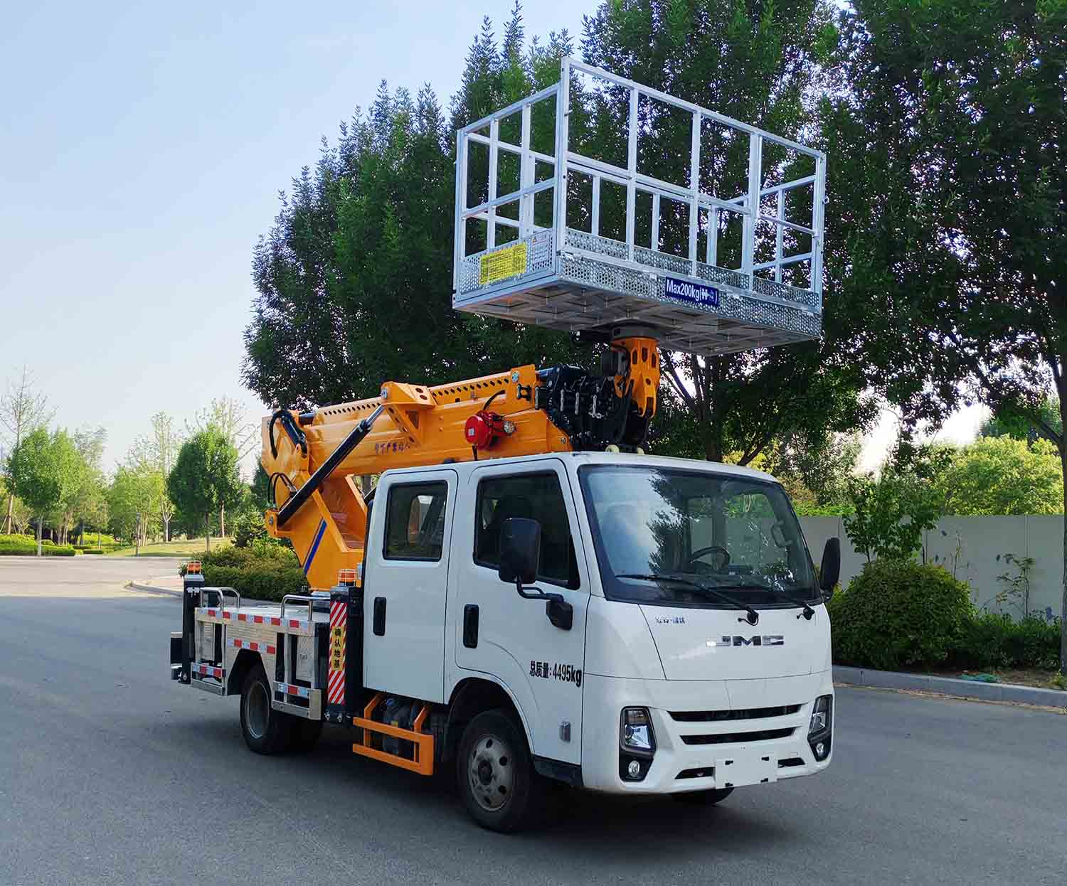 舜德牌SDS5048JGKJX6高空作業(yè)車