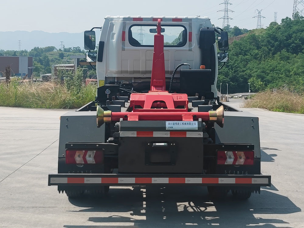 川汽建邦牌JBJ5040ZXXPHEV插電式混合動(dòng)力車廂可卸式垃圾車公告圖片